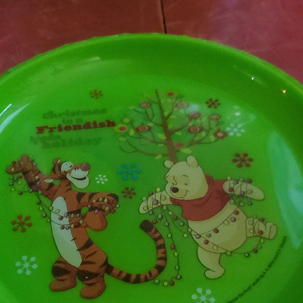14 Piece Set Green Christmas Holiday Plates ,bowls Cups with Tigger and Pooh